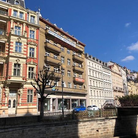 Riverside Apartment Karlovy Vary Dış mekan fotoğraf