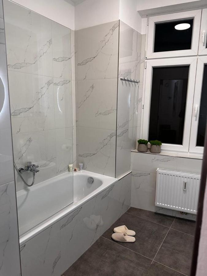 Riverside Apartment Karlovy Vary Dış mekan fotoğraf